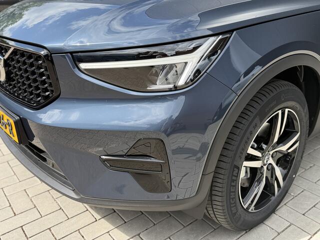 Volvo XC40 2.0 B4 Automaat Plus Dark | Lounge | Panoramadak