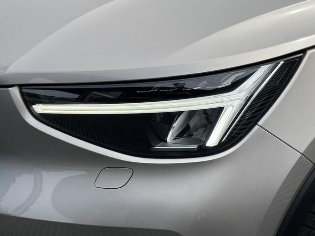 Volvo XC40 1.5 T4 Plug-in hybrid Ultimate Bright / Pano. dak / Elek. verstelbare stoelen / Stuur+stuur verwarming / Keyless / Harman kardon / Carplay / 20' velgen /