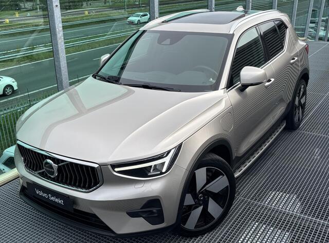 Volvo XC40 1.5 T4 Plug-in hybrid Ultimate Bright / Pano. dak / Elek. verstelbare stoelen / Stuur+stuur verwarming / Keyless / Harman kardon / Carplay / 20' velgen /
