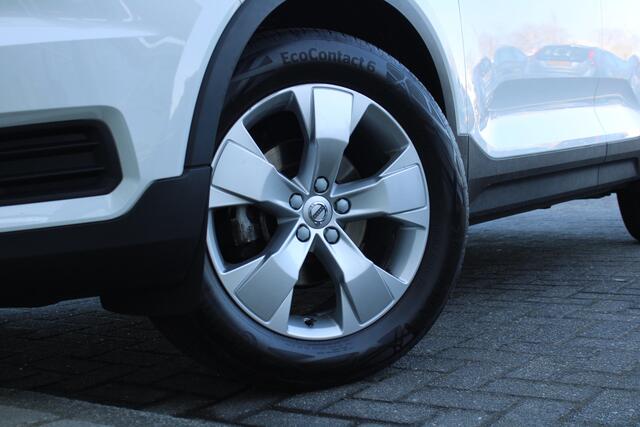 Volvo XC40 T2 130PK Automaat Business Pro | Org. NL | Camera | Schuif/kanteldak | PDC Achter | Climate Control | Leder | 18" LMV |