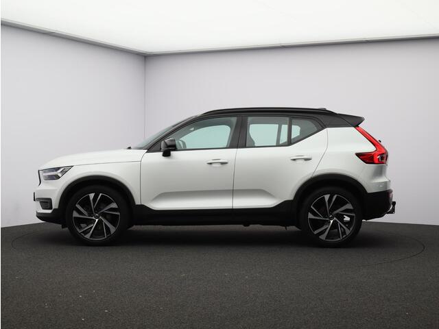 Volvo XC40 2.0 T5 AWD R-Design Intro Edition / Trekhaak / Stoel- + stuurwielverwarming / Pilot Assist / Achteruitrijcamera / Harman Kardon Audio / 20"
