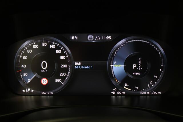 Volvo XC40 1.5 T5 Twin Engine Inscription Leer, Panoramadak, ACC, Camera, Apple Carplay, Elektrische Stoelen, 19''