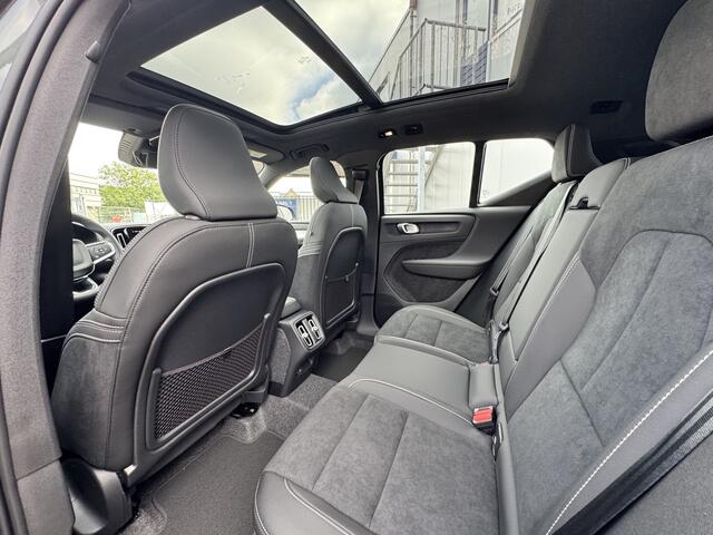 Volvo XC40 2.0 B4 Automaat Plus Dark Lounge | 20'' Wielen | Forest Lake