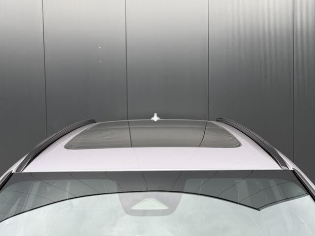 Volvo XC40 2.0 B4 Automaat Plus Dark | Lounge | Panoramadak