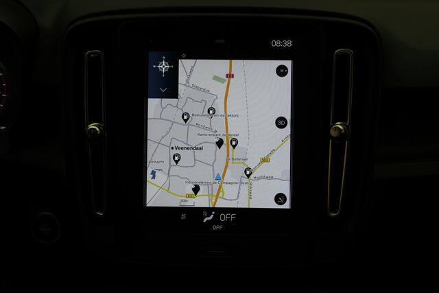 Volvo XC40 1.5 T2 Momentum Core Automaat Camera, Apple Carplay, Rijstrooksensor, LED, Climate, PDC