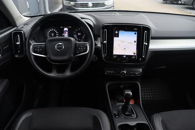 Volvo XC40 1.5 T3 Momentum | Trekhaak | Camera | Harman Kardon |