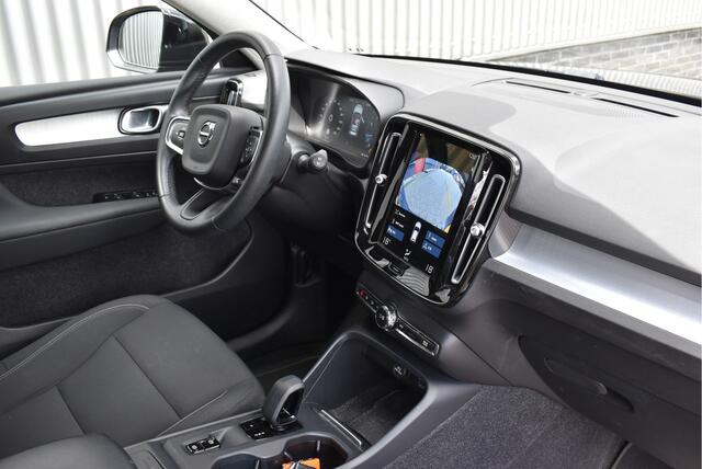 Volvo XC40 1.5 T2 Momentum Business Adaptive cruise, Harman/Kardon, 360", Elek. achterklep, Keyless, NAP