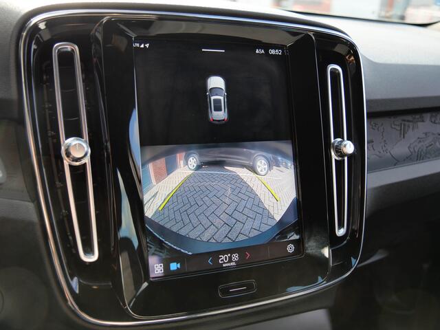 Volvo XC40 Recharge Core | APPLE CARPLAY | CRUISE CONTROL | CAMERA |