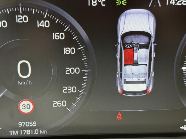 Volvo XC40 1.5 T4 Plug-in hybrid Core Bright 211 pk elc Trekh + A klep .D hoekdetec cruise contr .appele car play .stoel verwarming .
