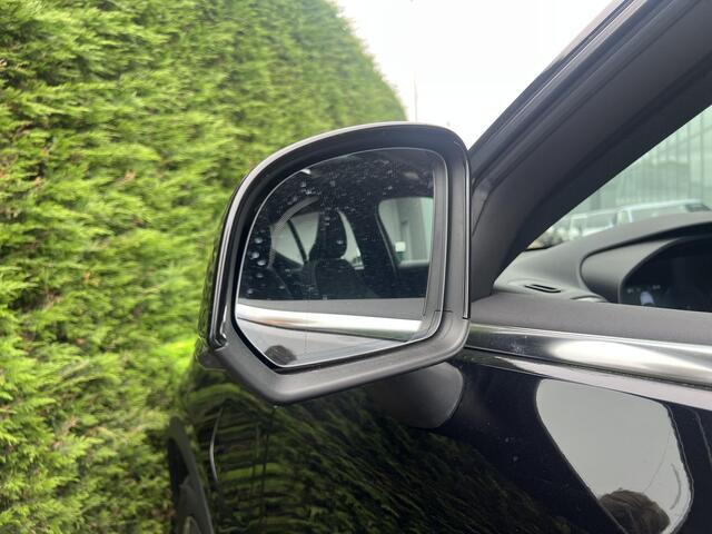 Volvo XC40 T5 Recharge Inscription Panodak Aut.