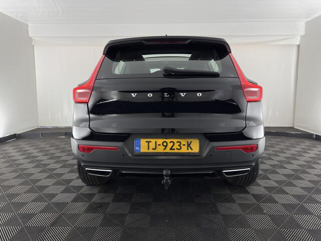 Volvo XC40 1.5 T3 R-Design *PANO | LEATHER-MICROFIBRE | FULL-LED | HARMAN/KARDON | HEATED-SPORTSEATS | DIGI-COCKPIT | NAVI-FULLMAP | ECC | PDC | CRUISE | TOWBAR | 18''ALU*