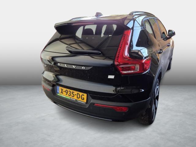 Volvo XC40 Single Motor Extended Range Plus 82 kWh | Adaptieve cruise control | Stoel- en stuurverwarming | Nubuck Interieur | Warmtepomp | 20 inch velgen | Camera |