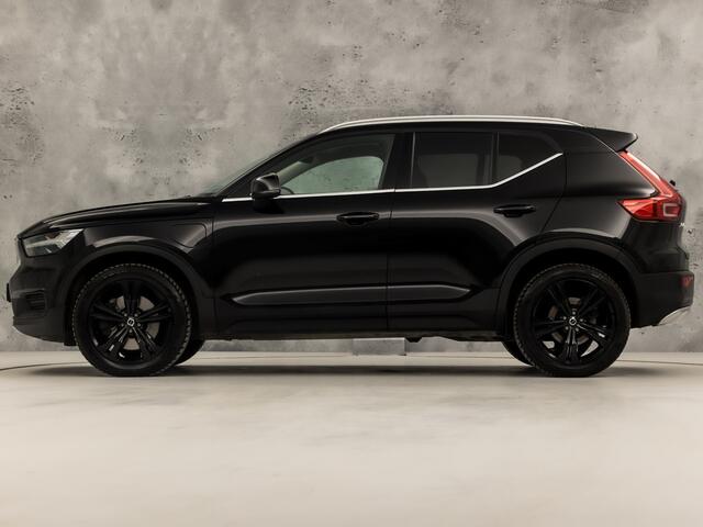 Volvo XC40 1.5 T4 Recharge Inscription 211Pk Automaat (APPLE CARPLAY, GROOT NAVI, STUUR/STOELVERWARMING, LEDER, SPORTSTOELEN, CAMERA, GETINT GLAS, KEYLESS, ELEK ACHTERKLEP, NIEUWSTAAT)
