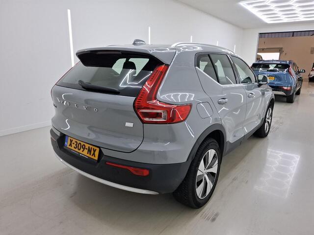 Volvo XC40 1.5 T4 Plug-in hybrid Core Bright / Trekhaak / Navi / Parkeersensoren / DakRails