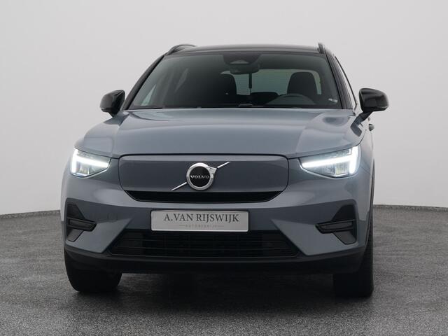 Volvo XC40 Recharge Core | CAMERA