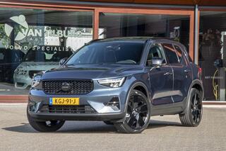volvo-xc40-2.0-b4-plus-black-editio