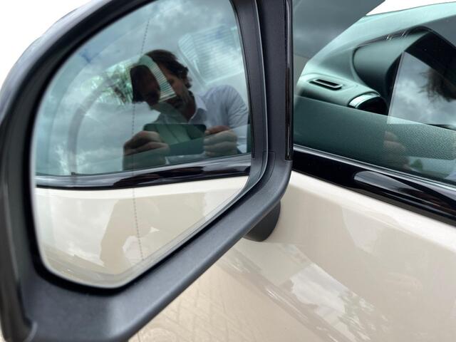 Volvo XC40 2.0 B4 Plus Dark