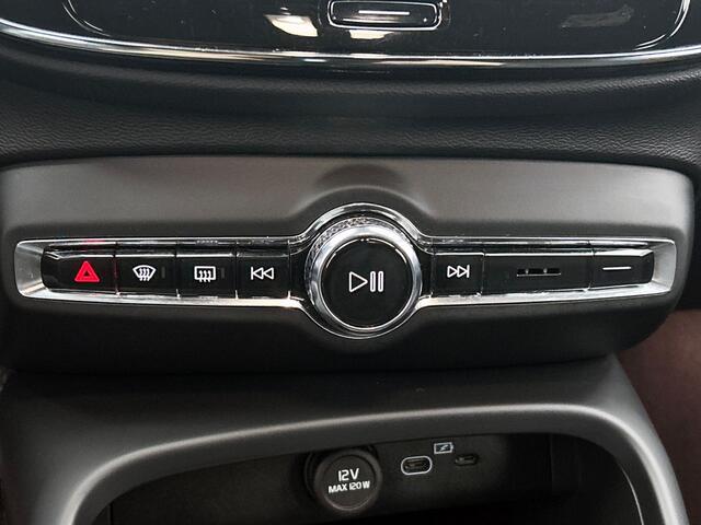 Volvo XC40 Recharge Core 70 kWh