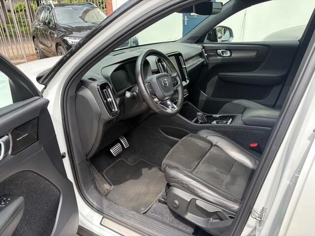 Volvo XC40 2.0 T4 R-Design Schuifdak Pilot Assist