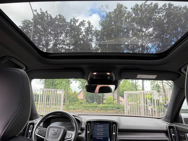 Volvo XC40 2.0 T4 R-Design Schuifdak Pilot Assist