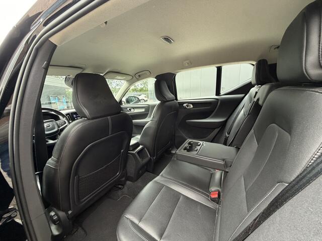 Volvo XC40 1.5 T3 Automaat Inscription IntelliSafe Surround | Trekhaak | Stoelverwarming