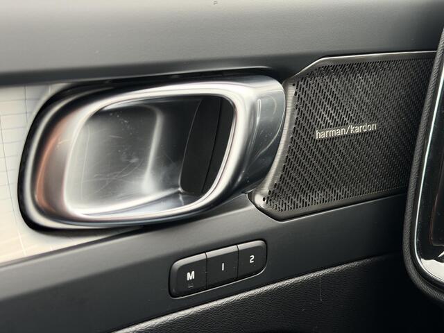 Volvo XC40 1.5 T4 Plug-in hybrid Plus Bright / PHEV / Trekhaak Elektr. / Harman & Kardon / Elektr. Stoelen + Memory / Camera / Dodehoek Detectie / Adaptieve Cruise /