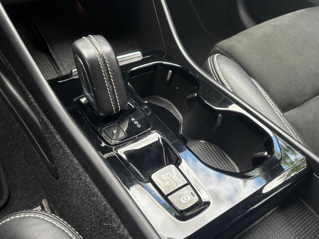 Volvo XC40 1.5 T5 Recharge Inscription | Harman Kardon | Memory Stoel | Stuur & Stoelverwarming | Dodehoek Detectie