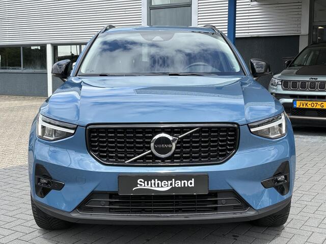 Volvo XC40 1.5 T5 Plug-in hybrid Plus Dark | Leder | Adaptive Cruise | Stoel- & Stuurverwarming | H&K Audio | Achteruitrijcamera |