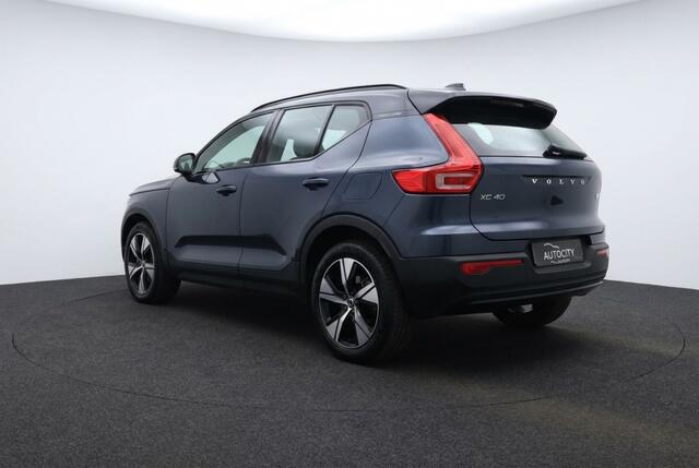 Volvo XC40 R Design Recharge Plug-In T5 l Pano l Camera l Harman
