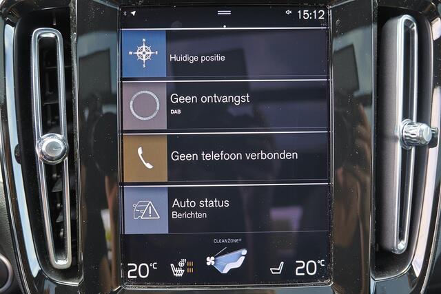 Volvo XC40 T5 Recharge Plus Dark - Panorama/schuifdak - IntelliSafe Assist - Harman/Kardon audio - Parkeercamera achter - Verwarmde voorstoelen & stuur - Parkeersensoren voor & achter - Elektr. bedienb. voorstoelen met geheugen links - Draadloze tel. lader - Extra g