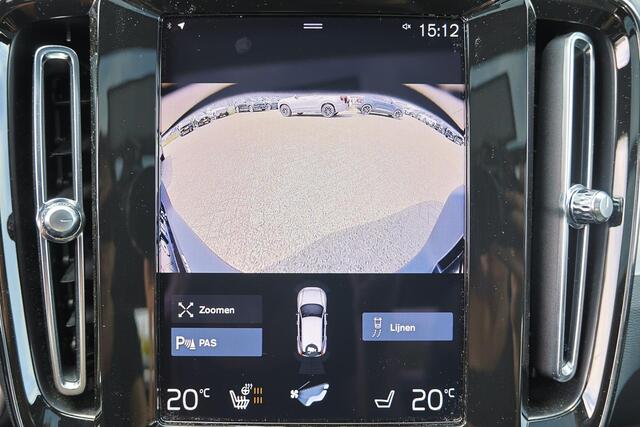 Volvo XC40 T5 Recharge Plus Dark - Panorama/schuifdak - IntelliSafe Assist - Harman/Kardon audio - Parkeercamera achter - Verwarmde voorstoelen & stuur - Parkeersensoren voor & achter - Elektr. bedienb. voorstoelen met geheugen links - Draadloze tel. lader - Extra g