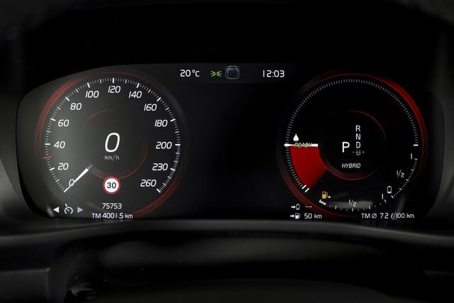 Volvo XC40 1.5 T4 Recharge Inscription Expression | Dig. Cockpit | Cruise | Stoel-+Stuurverw. | PDC | Camera | NAV + App. Connect | ECC | Elek. Klep | LM 18" |