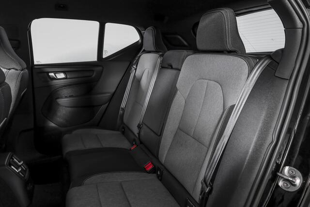 Volvo XC40 1.5 T4 Recharge Inscription Expression | Dig. Cockpit | Cruise | Stoel-+Stuurverw. | PDC | Camera | NAV + App. Connect | ECC | Elek. Klep | LM 18" |