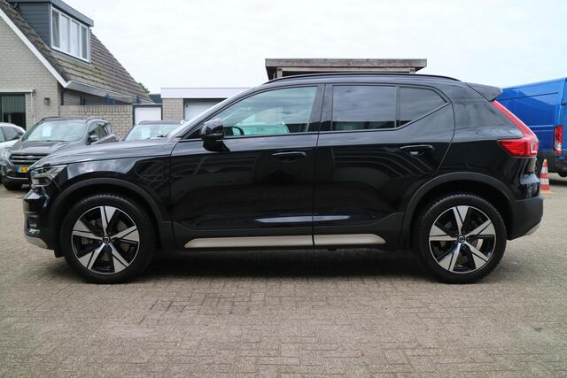 Volvo XC40 1.5 T5 Recharge R-Design | PHEV | Trekhaak | Camera |