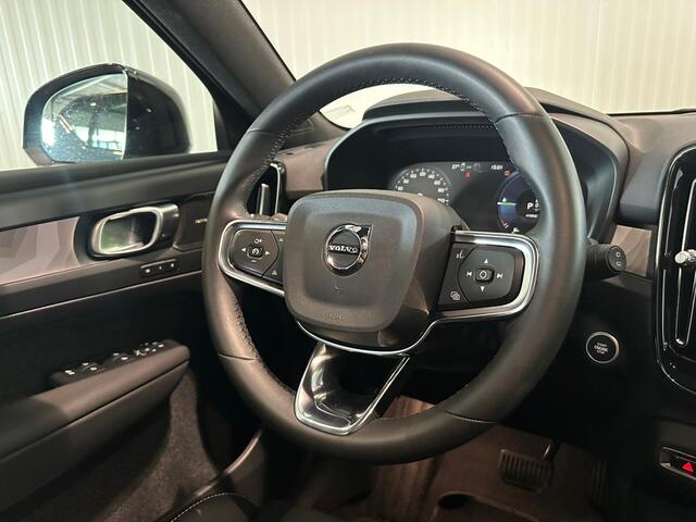 Volvo XC40 T5 Aut. Plug-in Hybrid Ultimate Dark ACC Stoelverwarming Panoramadak 262pk