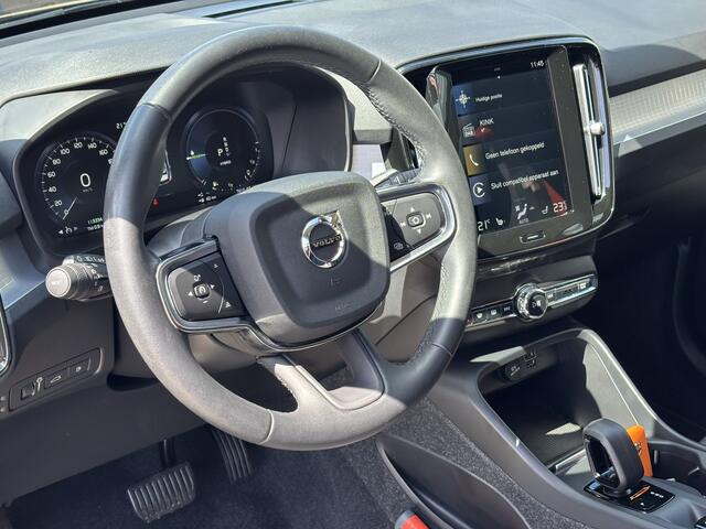 Volvo XC40 1.5 T4 Recharge Inscription Expression / NL auto / Stoel, Stuur & Voorruit verwarming / Applecarplay/AndroidAuto /