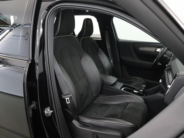 Volvo XC40 Recharge P8 AWD R-Design | Warmtepomp | Panoramadak | Harman/Kardon | 360° Camera | Elektr. Stoelen met Memory | 20"Lichtmetalen Velgen | Elektr. Achterklep |