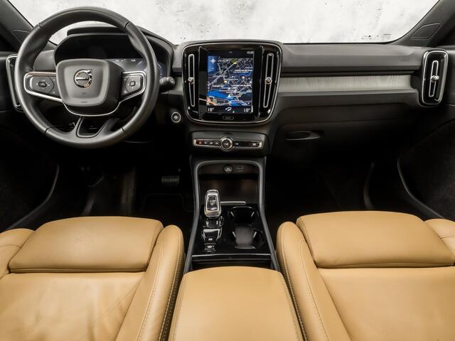 Volvo XC40 1.5 T5 Recharge Inscription 262Pk Automaat (PANORAMADAK, APPLE CARPLAY, MEMORY SEAT, ZWART HEMEL, CAMERA, LEDER, SPORTSTOELEN, ELEK ACHTERKLEP, NIEUWSTAAT)