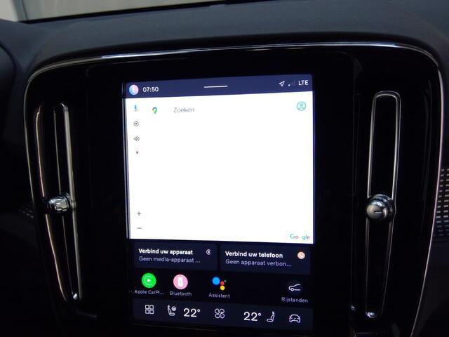 Volvo XC40 Recharge Core | Cruise Control | Parkeercamera | High Performance Audio | Stoel-/Stuurverwarming | Donker Getint Glas | All Season Banden | Standverwarming | Uitschuifbare Beensteunen |