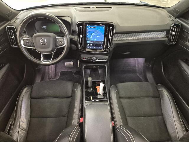 Volvo XC40 Recharge P8 AWD R-Design | SOH:93,3% | Power Seats | Memory | 360° Camera | Schuif/Kantel Panoramadak | Harman/Kardon | Adaptieve cruise | Keyless entry/start | Warmtepomp | Stoel/stuurverwarming |