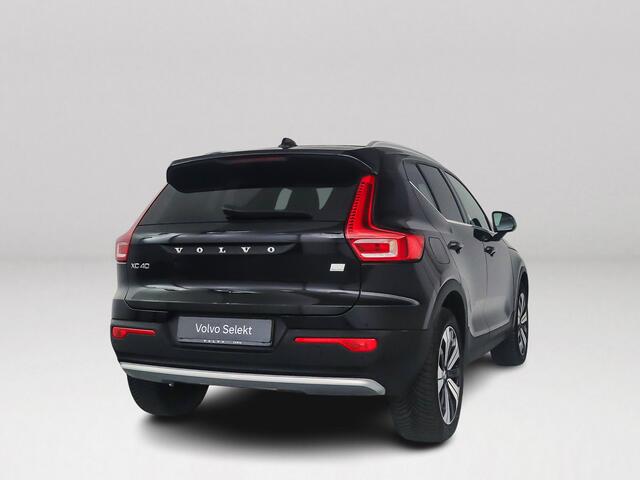 Volvo XC40 T4 Plug-in hybrid Plus Bright | Parkeercamera | Harman Kardon | Stoel- en Stuurverwarming | Trekhaak