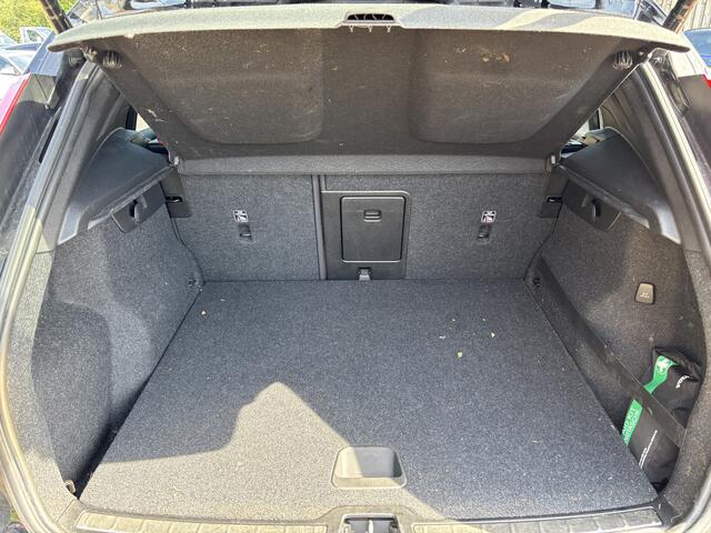 Volvo XC40 1.5 T2 Inscription Automaat Full LED / Leder / Carplay