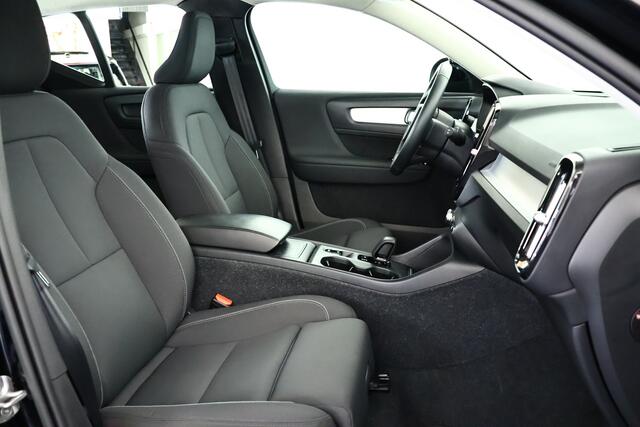 Volvo XC40 1.5 T3 Momentum / LED / CarPlay / Trekhaak / Memory