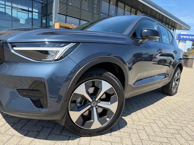 Volvo XC40 2.0 B4 Plus Dark