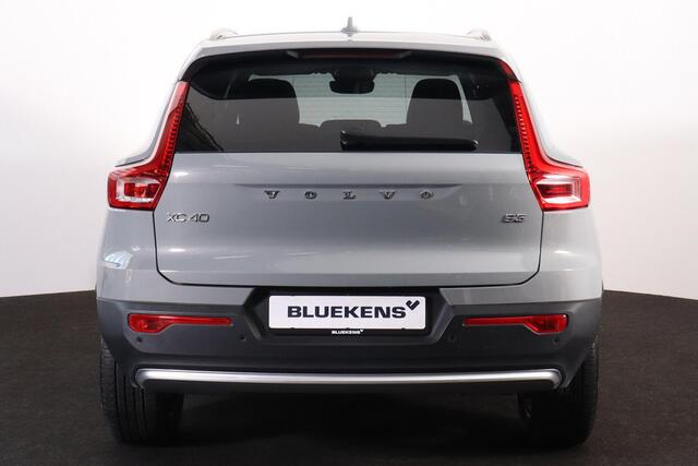 Volvo XC40 B3 Core - IntelliSafe Assist & Surround - 360º Camera - Verwarmde voorstoelen & stuur - Parkeersensoren voor & achter - Elektr. bedienb. voorstoelen met geheugen links - Draadloze tel. lader - Extra getint glas - 19' LMV