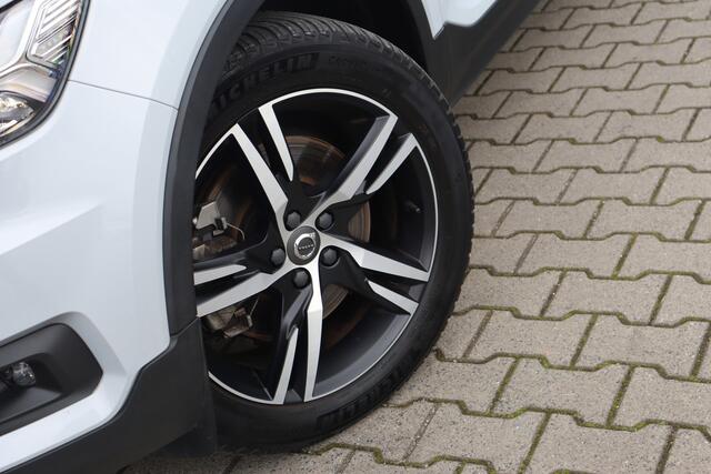 Volvo XC40 1.5 T5 Recharge R-Design | Camera | Memory | 19 Inch |