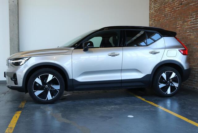 Volvo XC40 Single Motor Extended Range Ultimate 82 kWh | Semi-Electrische Wegklapbare Trekhaak | Panoramadak | 360° Parkeercamera | Parkeersensoren voor + achter | Google Infotainment | 4-Seizoenenbanden | Stoelverwarming | Stuurwielverwarming