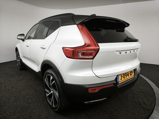 Volvo XC40 1.5 T3 R-Design | Achteruitrijcamera | Navigatie | Stoelverwarming | Elektrische Achterklep |