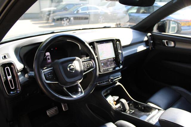 Volvo XC40 Recharge P8 AWD SOH 94% -Schuifdak - Leder - Trekhaak