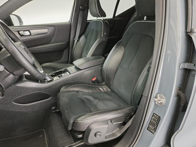 Volvo XC40 2.0 B3 R-Design | Stoel/Stuur verwarming | Adaptieve Cruise | Parkeersensoren V+A | Parkeercamera | Extra getint glas | Harman/Kardon | BLIS | Volvo on Call |